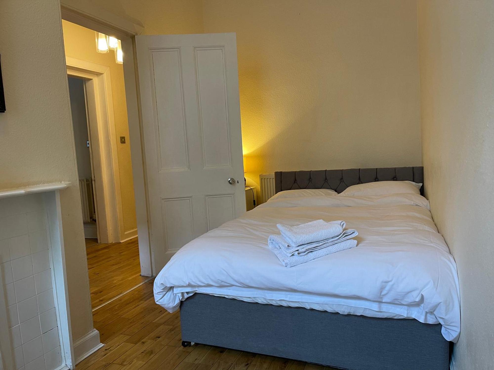 Premier 3 Bed Flat, Edinburgh Appartement Buitenkant foto